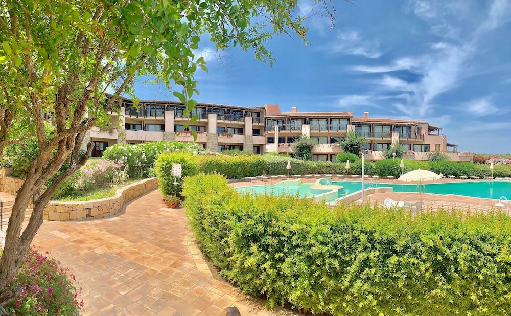 Sporting Hotel Tanca Manna Cannigione Extérieur photo